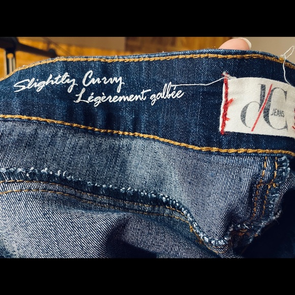 D/C Jeans Slightly Curvy - Dark Wash Boot Cut - Picture 4 of 6